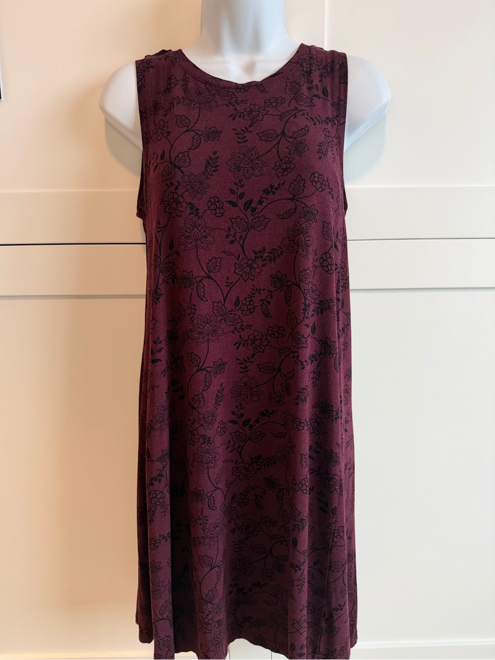 LOFT Floral Swing Dress XS | Burgundy Sleeveless Fit & Flare Dress - Picture 6 of 6